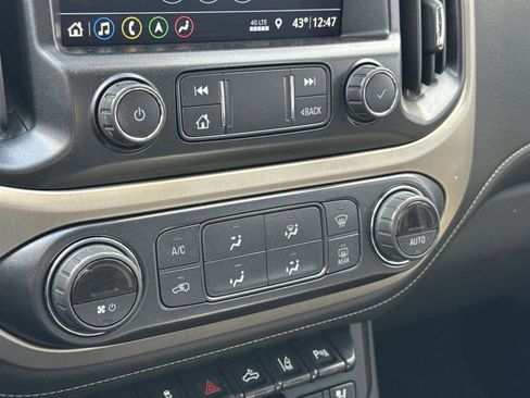 Used 2021 GMC Canyon Denali image 31