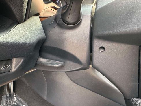 Used 2019 Toyota RAV4 XLE w/ Convenience Package AWD/4WD image 27