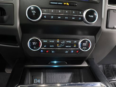 Used 2021 Ford Expedition XLT AWD/4WD image 11
