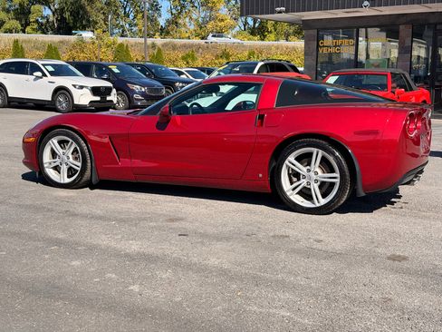 Used 2008 Chevrolet Corvette Coupe w/ Z51 Performance Package image 8