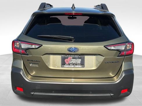 Used 2025 Subaru Outback Onyx Edition AWD/4WD image 6