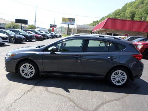 Used 2017 Subaru Impreza 2.0i Premium image 9