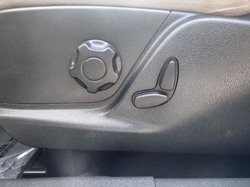 Used 2019 Ford EcoSport SE w/ SE Convenience Package AWD/4WD image 19