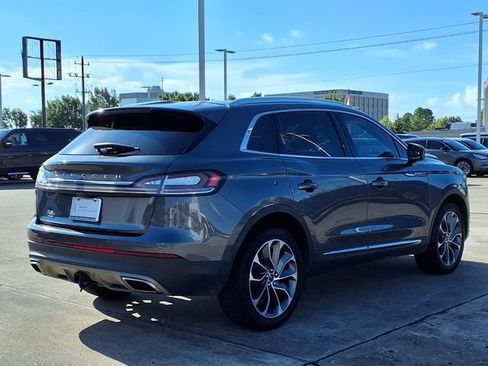 Certified 2023 Lincoln Nautilus Reserve w/ Luxury Package FWD image 2