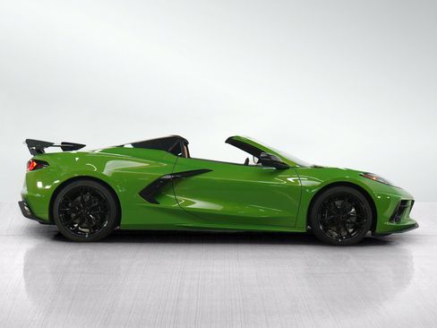 Used 2026 Chevrolet Corvette Stingray Preferred Conv w/ Z51 Performance Package RWD image 6