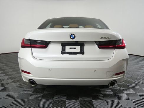 Used 2025 BMW 330i Sedan RWD image 4