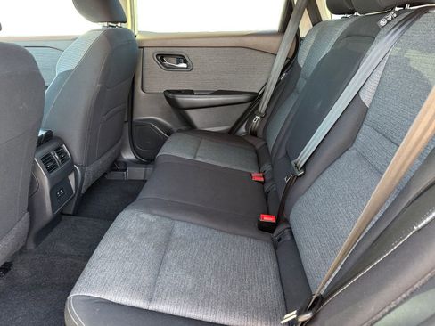 Certified 2023 Nissan Rogue SV image 14