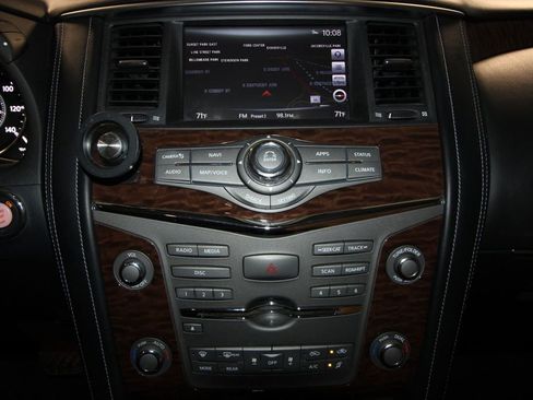 Used 2020 Nissan Armada Platinum w/ Captain's Chairs Package image 18