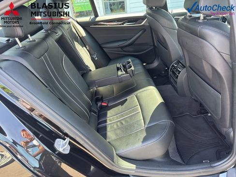 Used 2017 BMW 540i xDrive AWD/4WD image 43