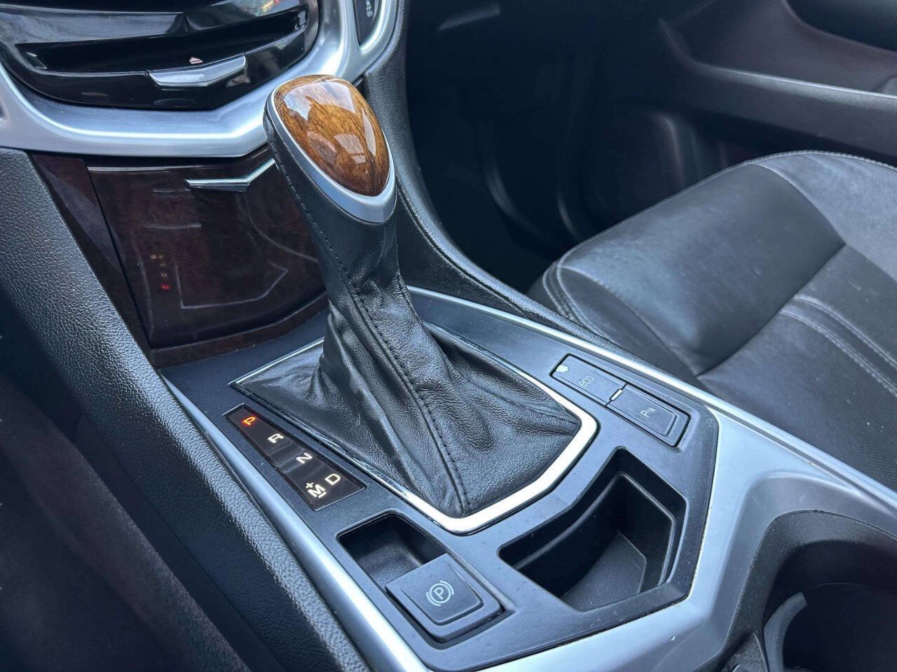 Used 2016 Cadillac SRX Luxury FWD image 29