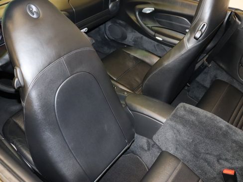 Used 2003 Porsche 911 Carrera image 39