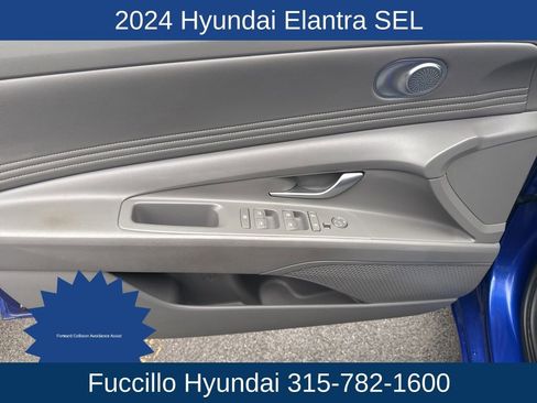 Used 2024 Hyundai Elantra SEL w/ Convenience Package FWD image 11
