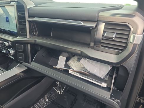 Used 2022 Ford F150 Platinum w/ Equipment Group 701A High image 18