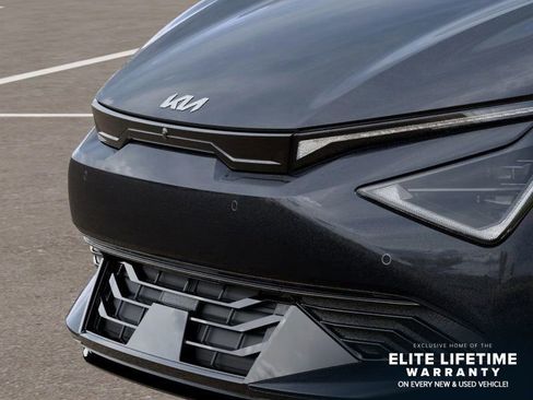 New 2025 Kia EV6 Wind RWD image 13