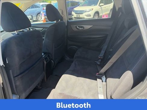 Used 2015 Nissan Rogue SV w/ SV Premium Package FWD image 10
