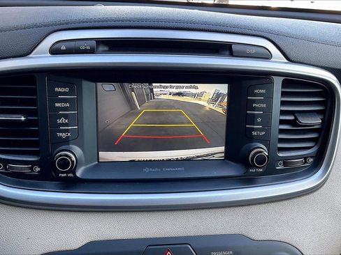Used 2019 Kia Sorento LX w/ Option Group 020 image 21