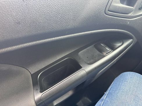 Used 2018 Ford Transit Connect XL image 15