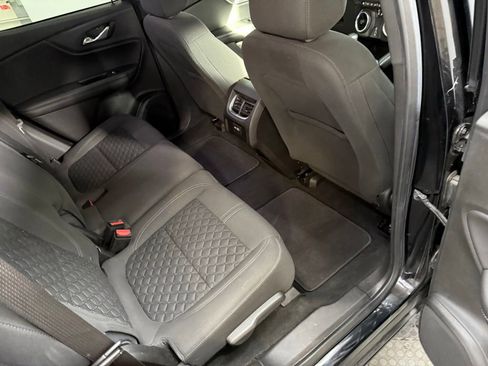 Used 2020 Chevrolet Blazer LT image 49