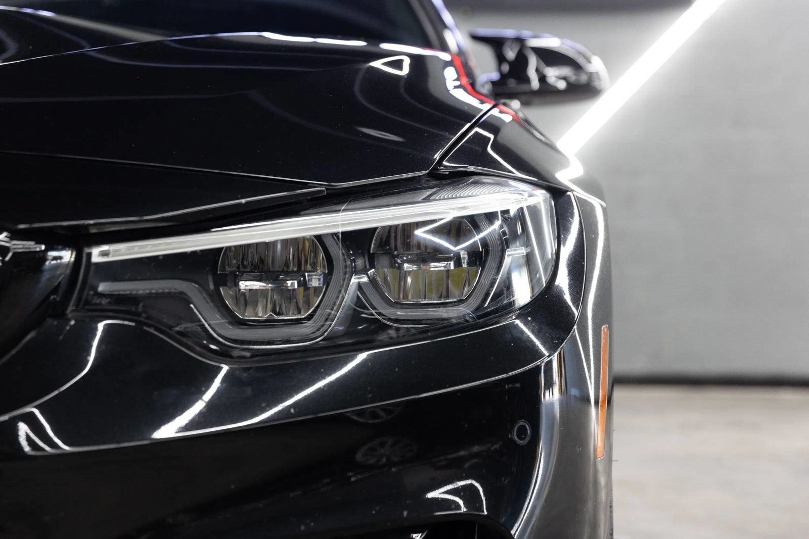 Used 2019 BMW M4 CS w/ Executive Package RWD image 8