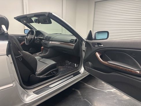 Used 2002 BMW 325Ci Convertible image 6