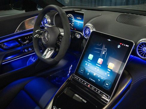 New 2026 Mercedes-Benz SL 63 AMG S e Performance 4MATIC image 20