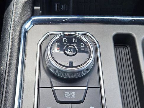 Used 2020 Ford Expedition XLT w/ Equipment Group 202A RWD image 12