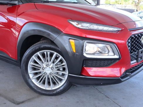 Used 2018 Hyundai Kona SEL image 4