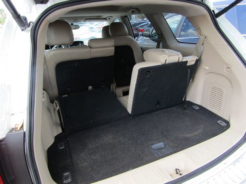 Used 2017 Nissan Pathfinder SL w/ SL Premium Package image 9