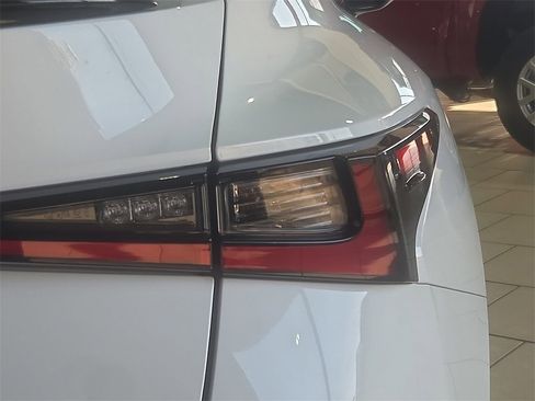 Used 2024 Lexus IS 350 F Sport image 8