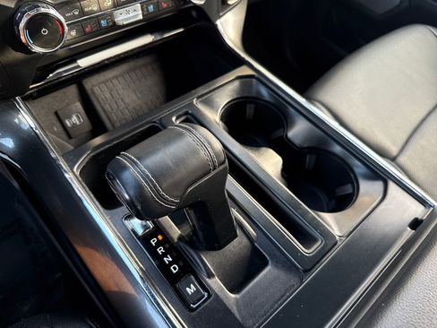 Used 2022 Ford F150 Lariat w/ Equipment Group 502A High image 26