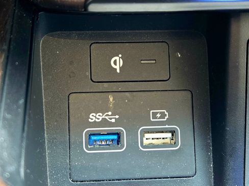 Used 2022 Genesis GV80 3.5T w/ Cargo Package image 19