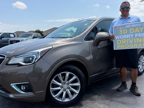 Used 2019 Buick Envision Essence FWD image 1
