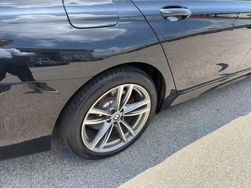 Used 2017 BMW 750i xDrive AWD/4WD image 15