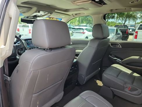 Certified 2019 GMC Yukon Denali w/ Denali Ultimate Package AWD/4WD image 17