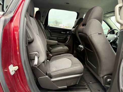 Used 2017 Chevrolet Traverse LT image 31