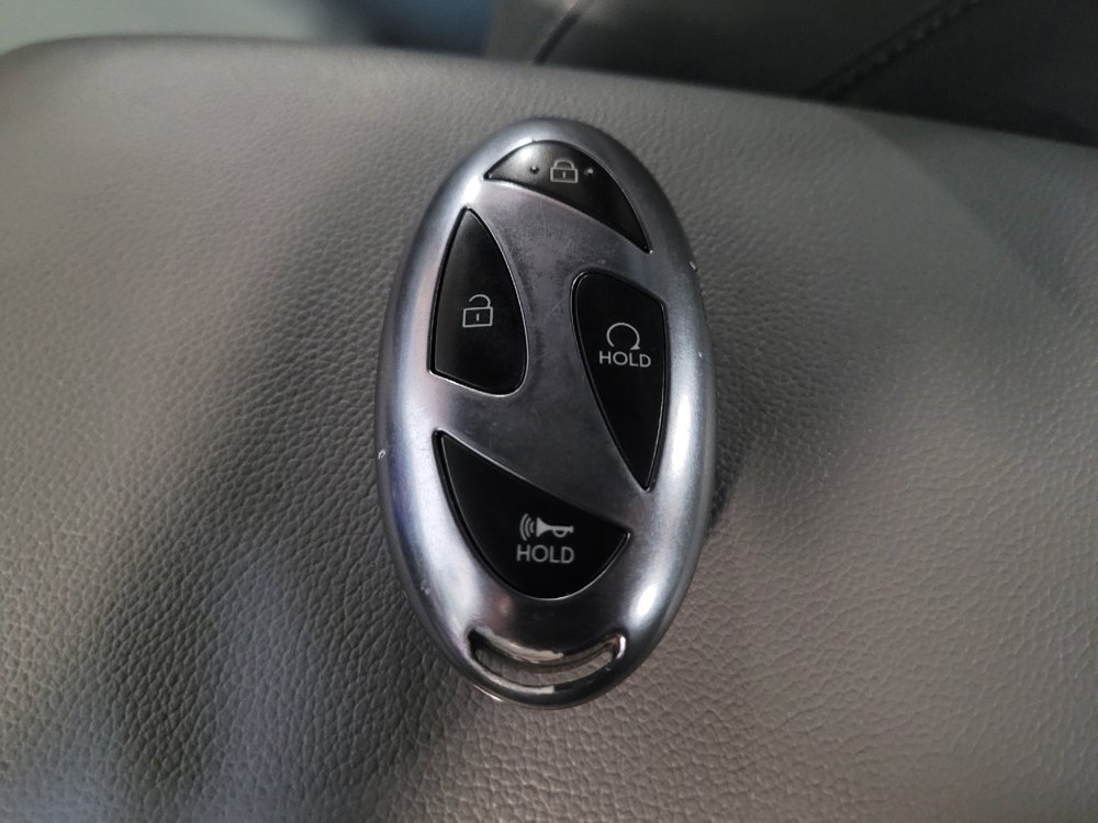 Used 2025 Hyundai Elantra SEL FWD image 32