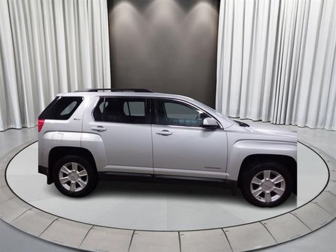 Used 2013 GMC Terrain SLE w/ Convenience Package FWD image 4