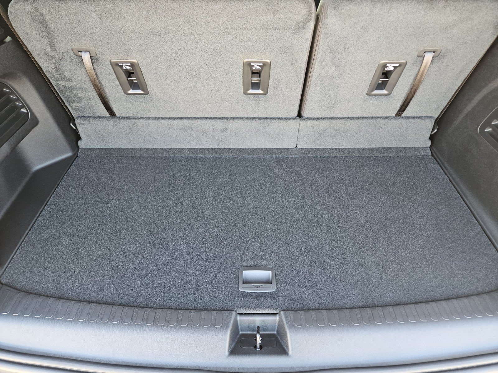 New 2027 Chevrolet Traverse LT w/ Driver Confidence Package FWD image 22