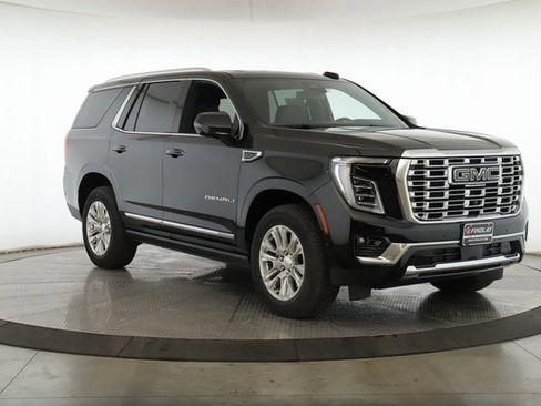 Used 2025 GMC Yukon Denali image 2