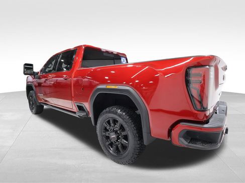 Used 2024 GMC Sierra 2500 AT4 w/ AT4 Premium Plus Package AWD/4WD image 2