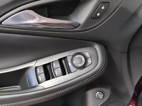 Used 2022 Buick Encore GX Select image 9