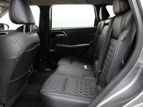 Used 2022 Mitsubishi Outlander SEL image 27