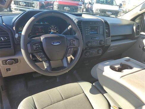 Used 2015 Ford F150 XL w/ Equipment Group 101A Mid image 10