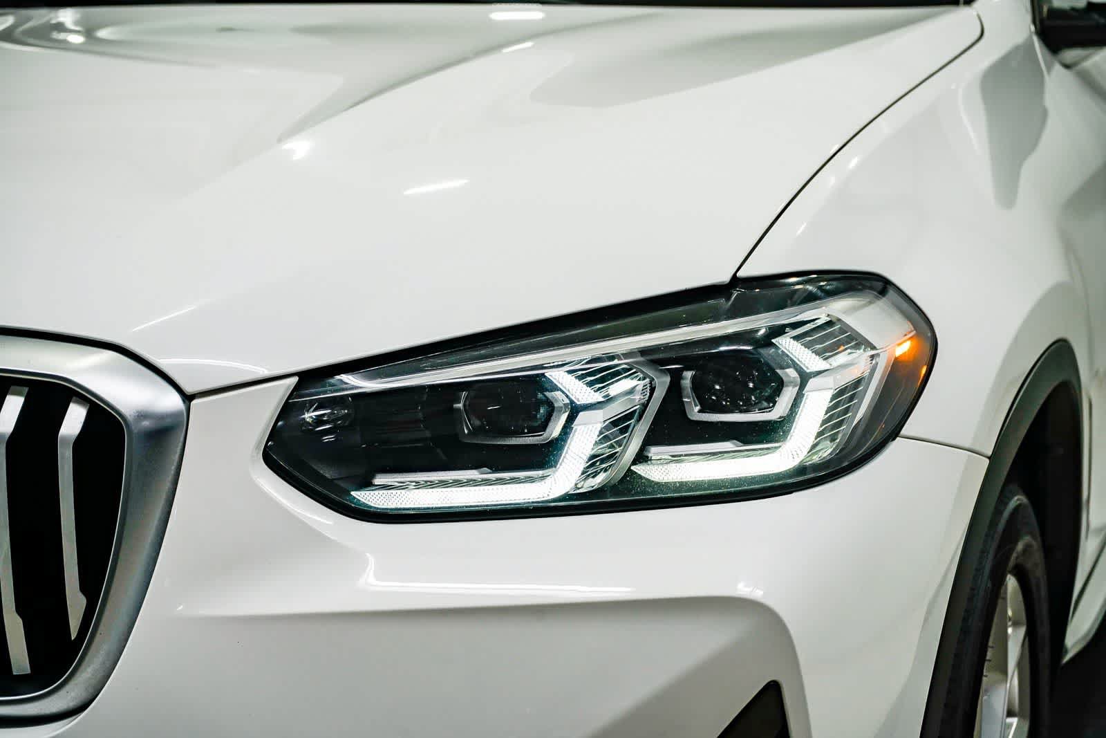 Used 2022 BMW X3 xDrive30i w/ Convenience Package AWD/4WD image 7