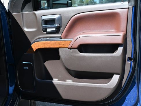 Used 2019 Chevrolet Silverado 3500 High Country w/ Duramax Plus Package image 25