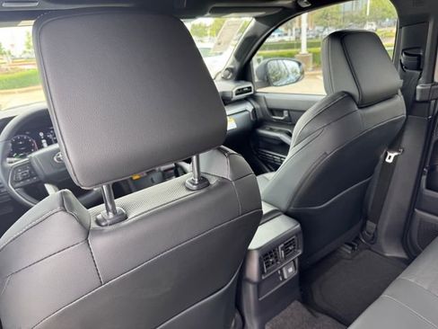 New 2026 Toyota 4Runner TRD Off-Road Premium AWD/4WD image 20