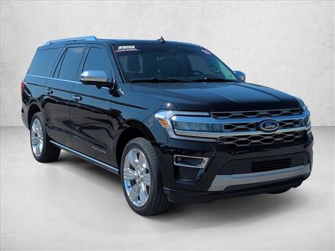 Certified 2023 Ford Expedition Max Platinum RWD image 3