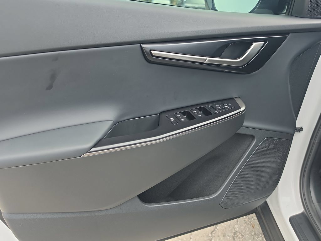 New 2026 Kia EV6 Light AWD/4WD image 17