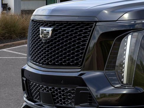 New 2026 Cadillac Escalade V w/ LPO, ONYX Package AWD/4WD image 13