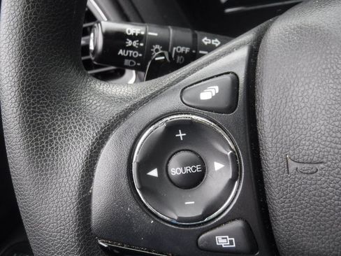 Used 2022 Honda HR-V EX image 28